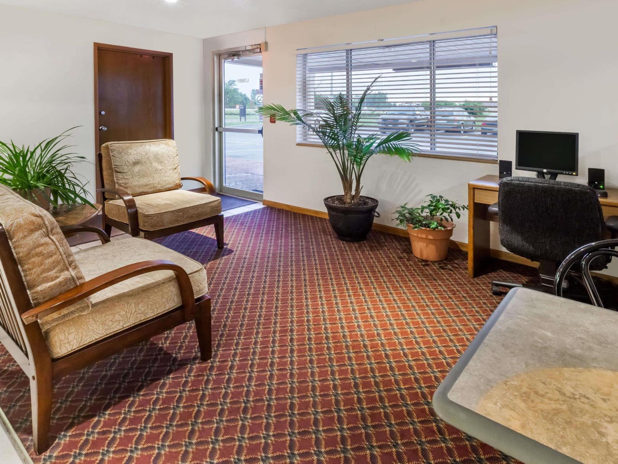 מלון Super 8 By Wyndham Ionia Mi מראה חיצוני תמונה